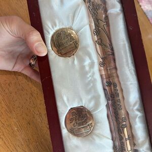 Baby Keepsake Gift Box Set Baby 1st Tooth & Curl Birth certificate Holder